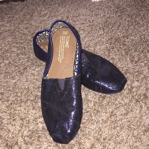 Blue sparkle toms